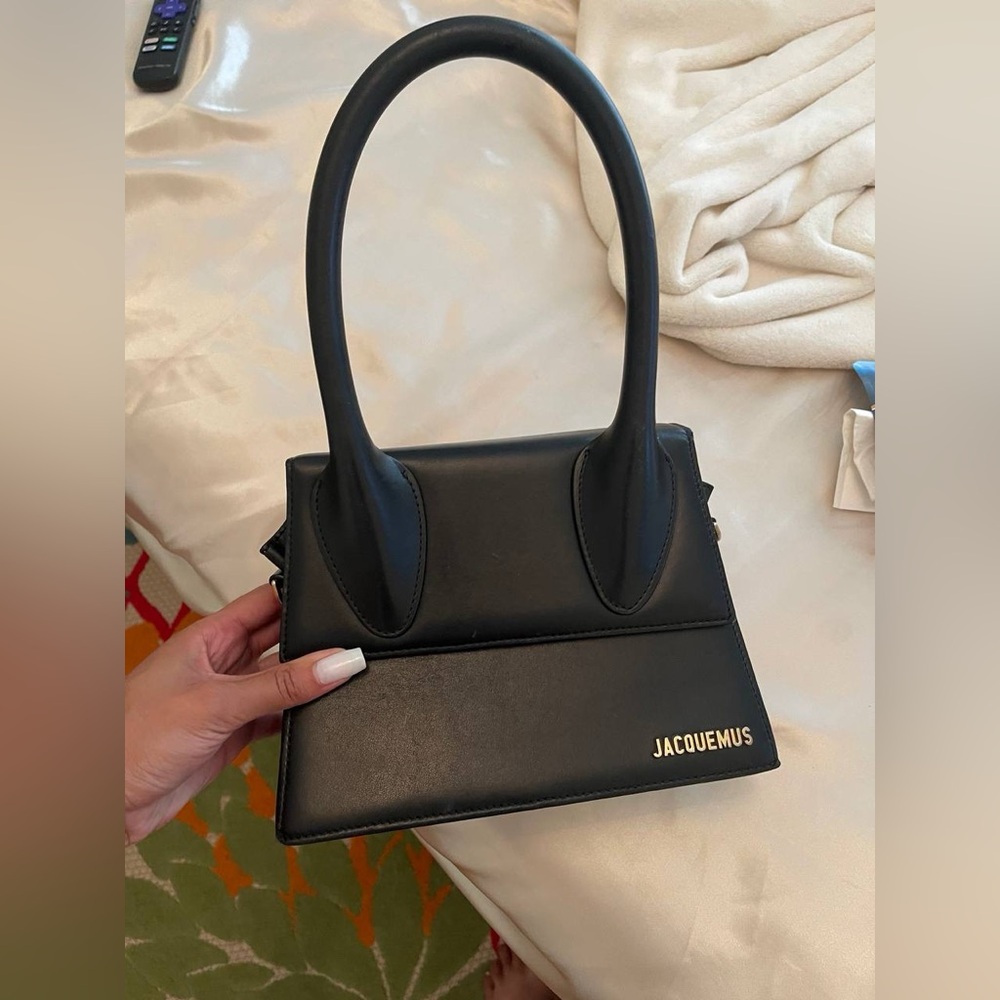 Grande black jacquemus bag fair condition